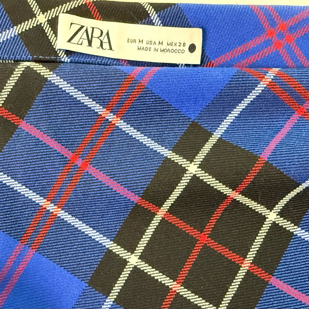 ZARA Blue Plaid Asymmetrical Set/Off-The-Shoulder Top & Ruched Slit Midi Skirt - Picture 16 of 16